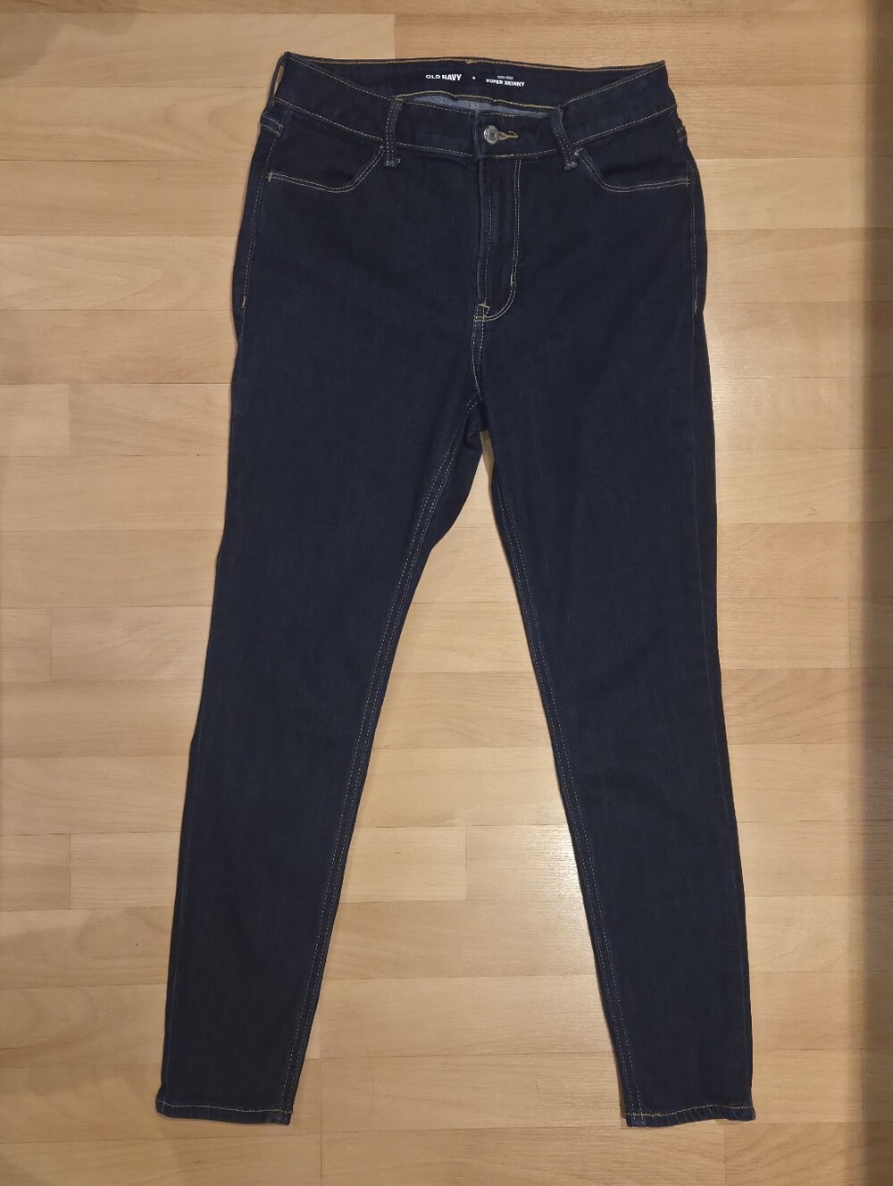 Old Navy highrise super skinny jeans
